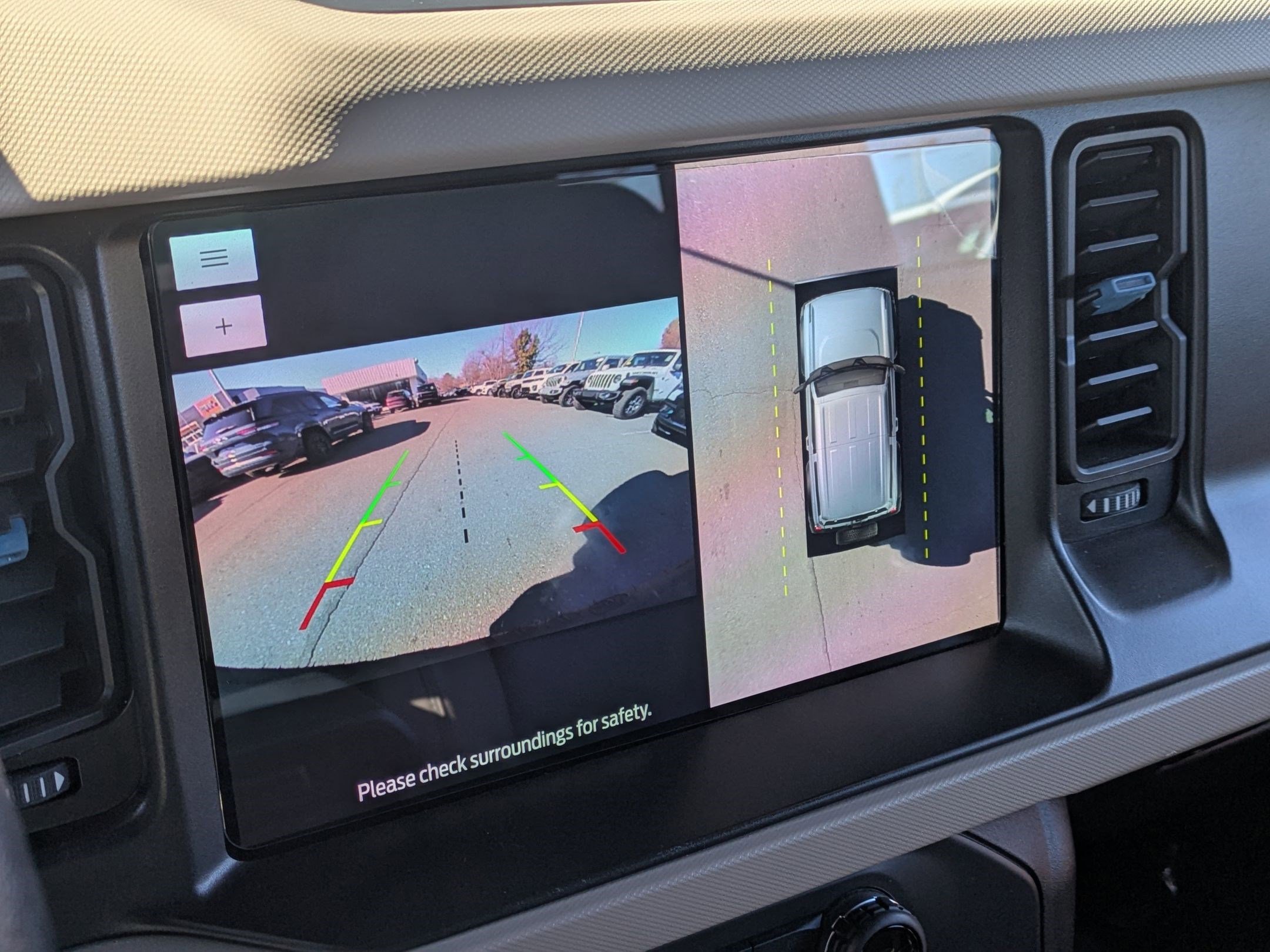 Used 2022 Ford Bronco Wildtrak image 14