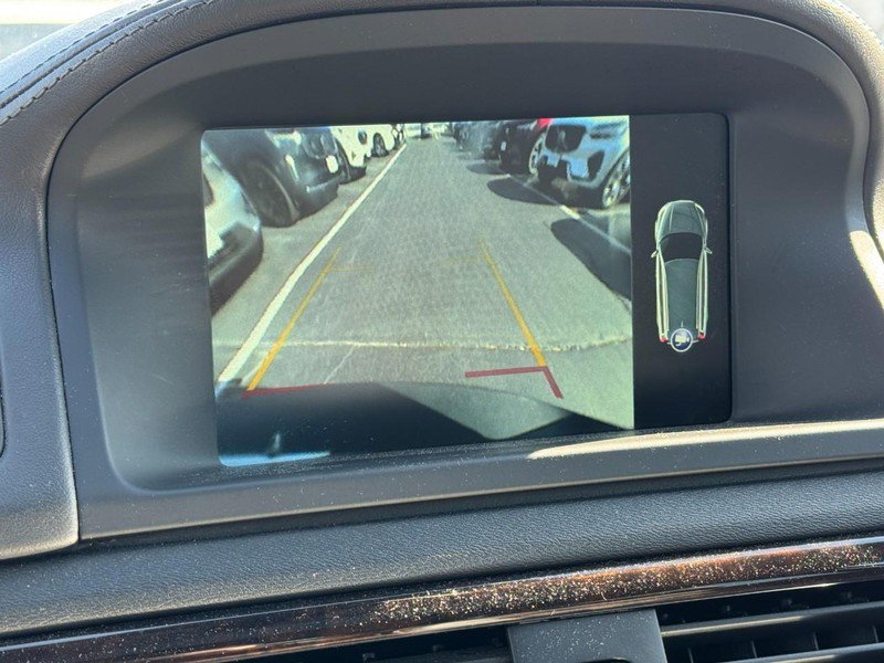 Used 2016 Volvo XC70 T5 Premier w/ Proximity Package image 22