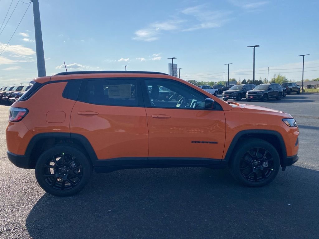 New 2026 Jeep Compass Altitude image 8