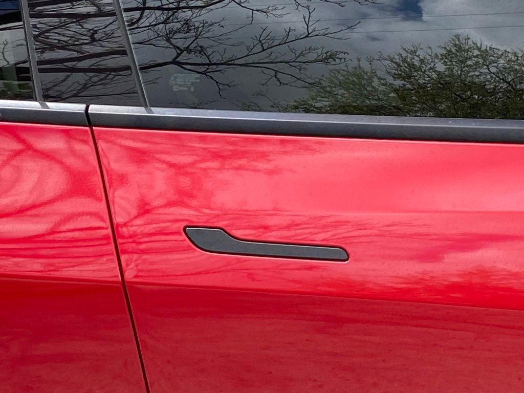 Used 2021 Tesla Model Y Performance image 13