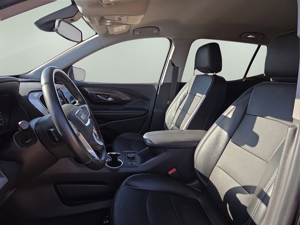 Used 2024 GMC Terrain SLT image 26
