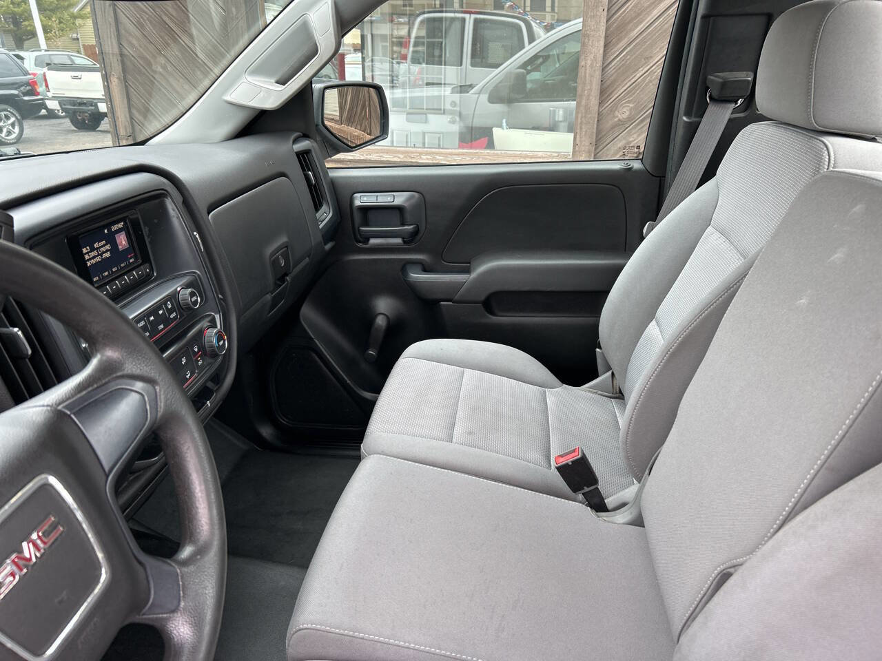 Used 2015 GMC Sierra 1500 2WD Regular Cab image 11