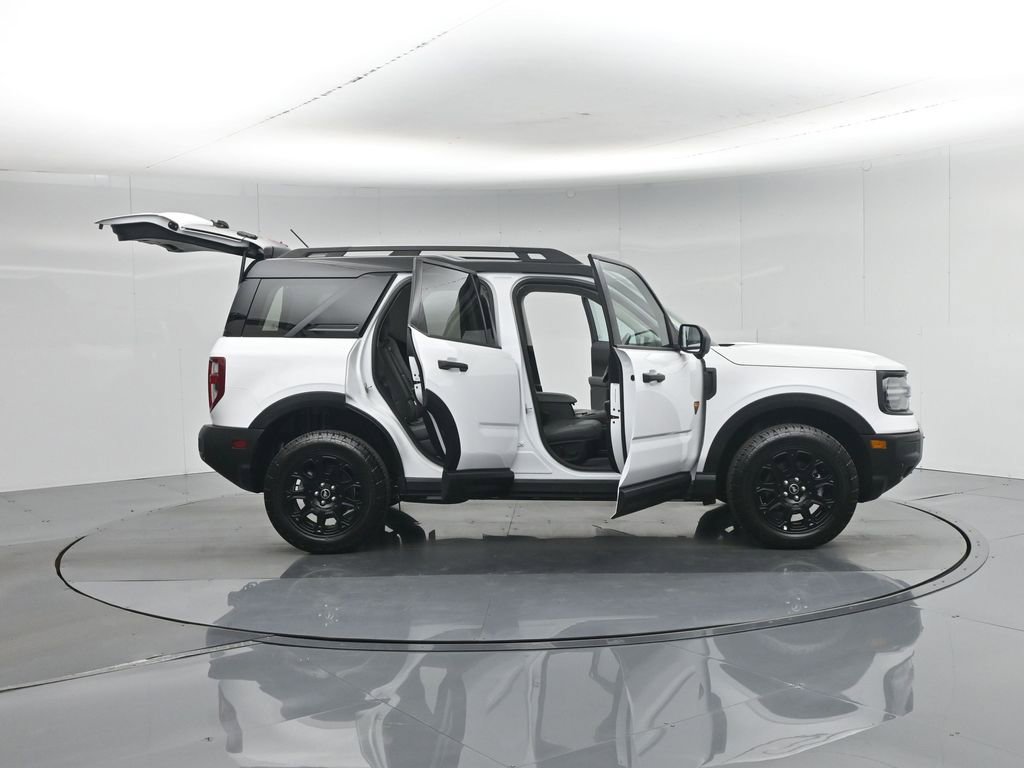 Used 2025 Ford Bronco Sport Badlands AWD/4WD image 5