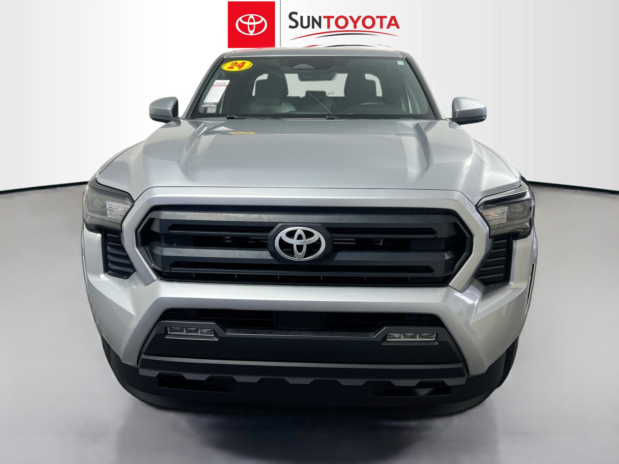 Used 2024 Toyota Tacoma SR5 RWD image 10