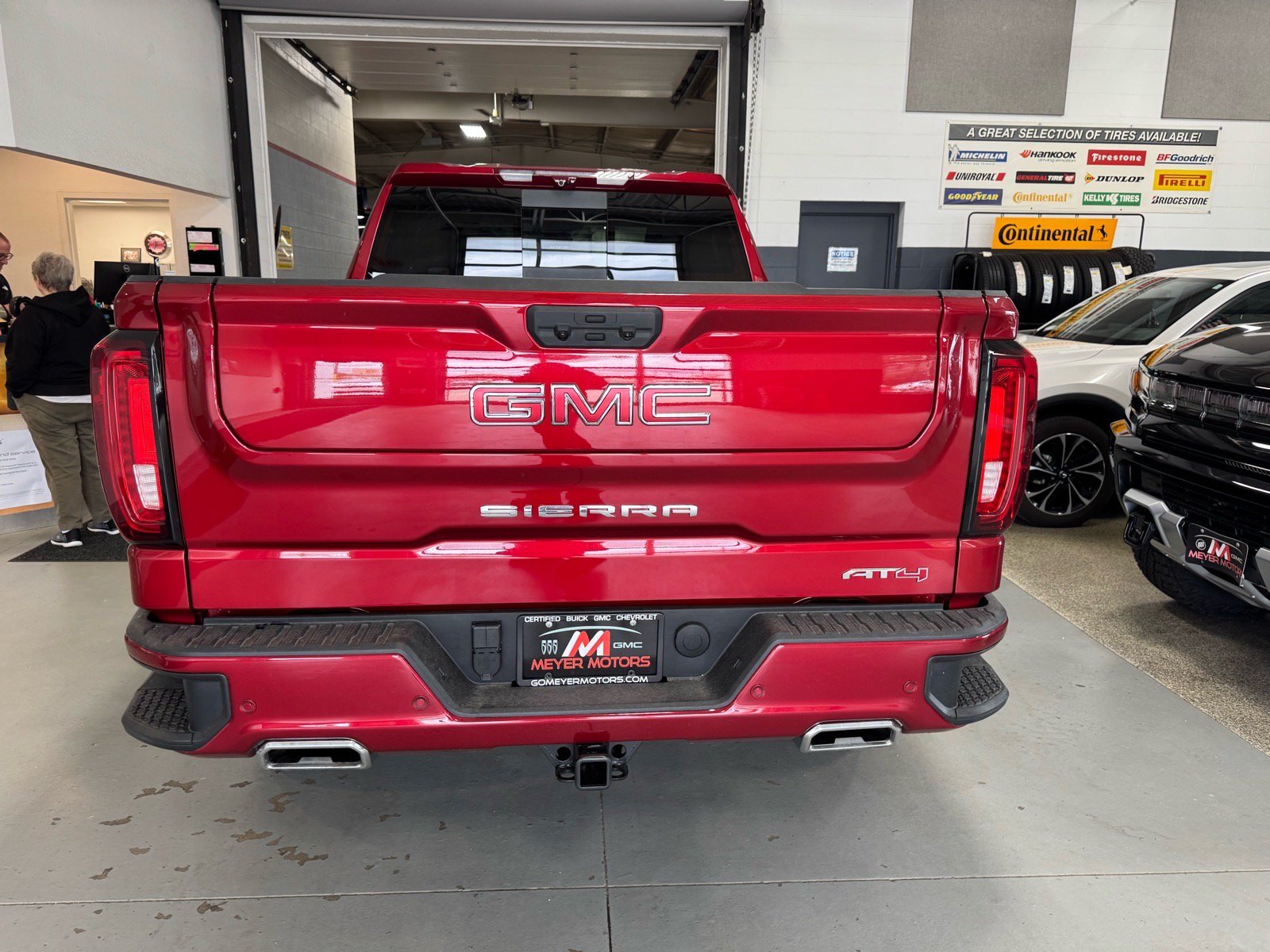 New 2026 GMC Sierra 1500 AT4 w/ AT4 Premium Package AWD/4WD image 6