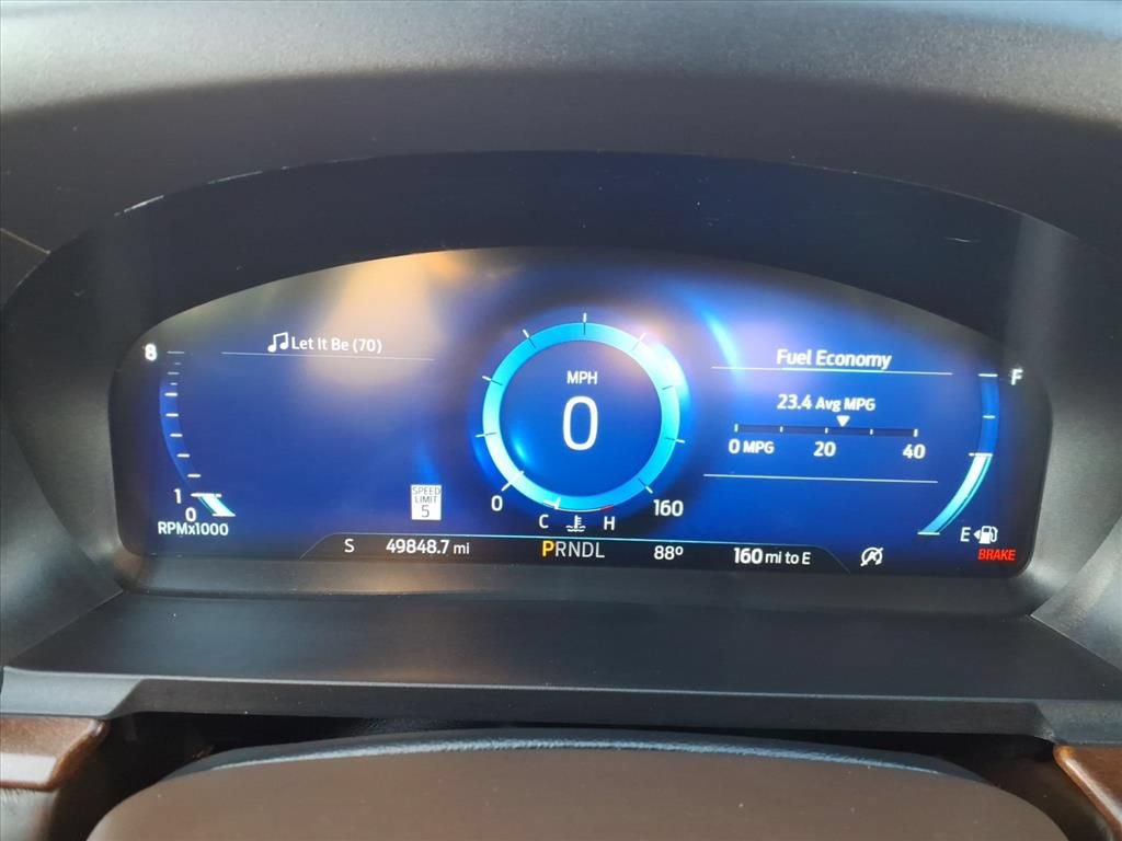 Used 2023 Ford Explorer King Ranch w/ Technology Package RWD image 24