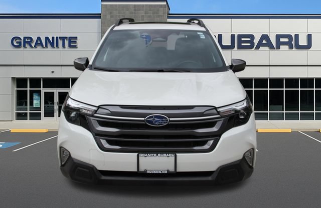 Certified 2025 Subaru Forester Premium AWD/4WD image 5