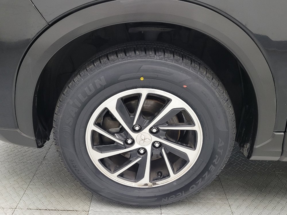 Used 2020 Mitsubishi Eclipse Cross ES AWD/4WD image 31
