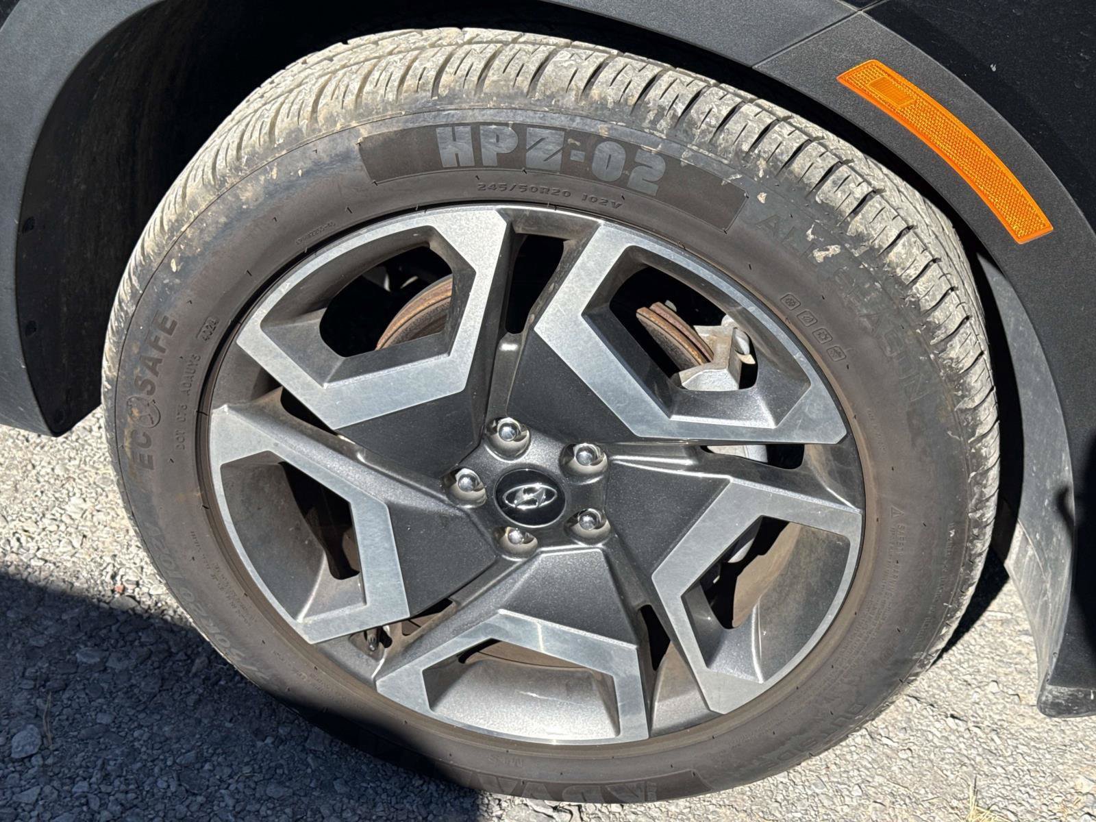 Used 2024 Hyundai Palisade SEL w/ Premium Package FWD image 6