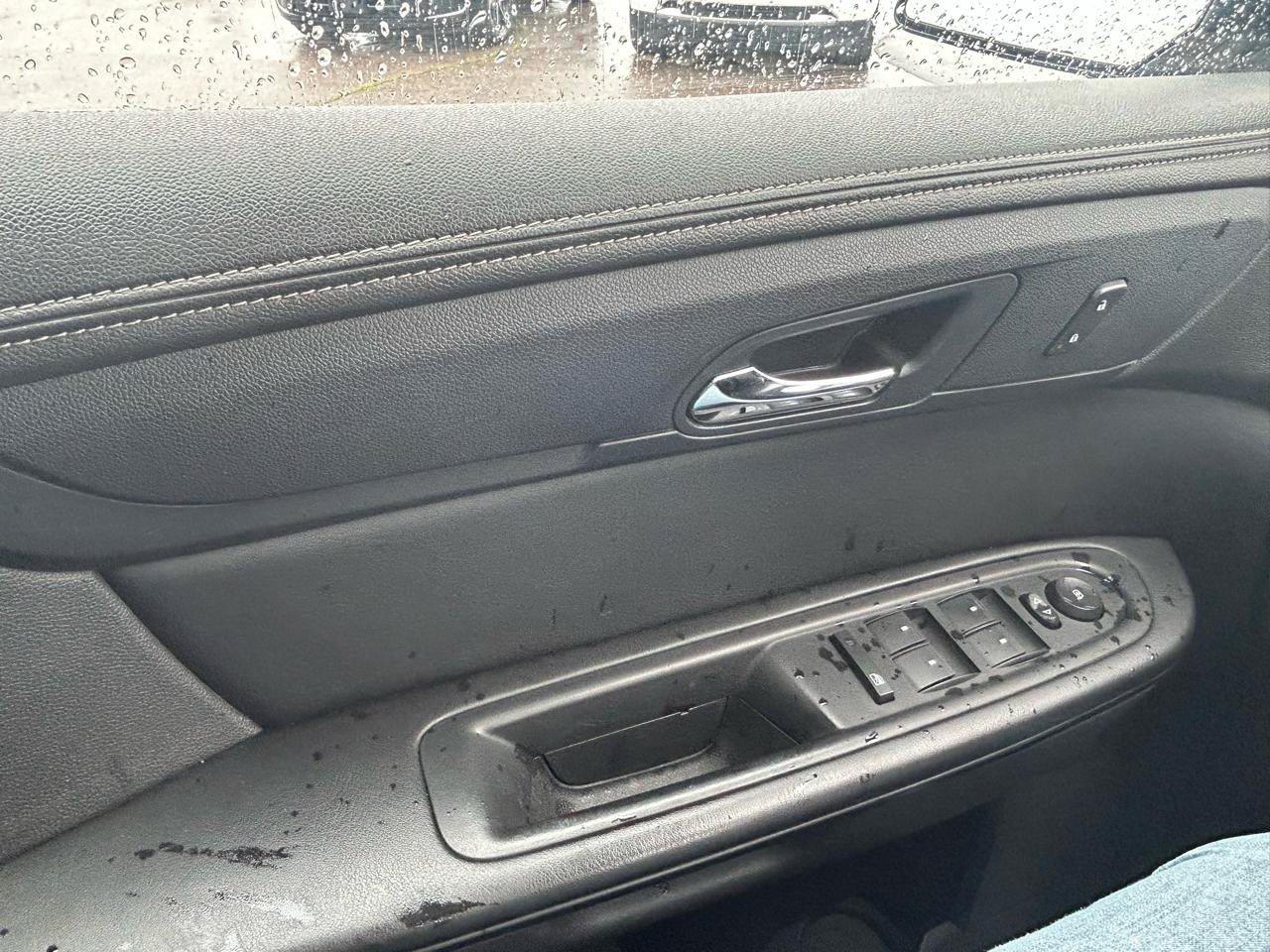 Used 2014 GMC Acadia SLE FWD image 28