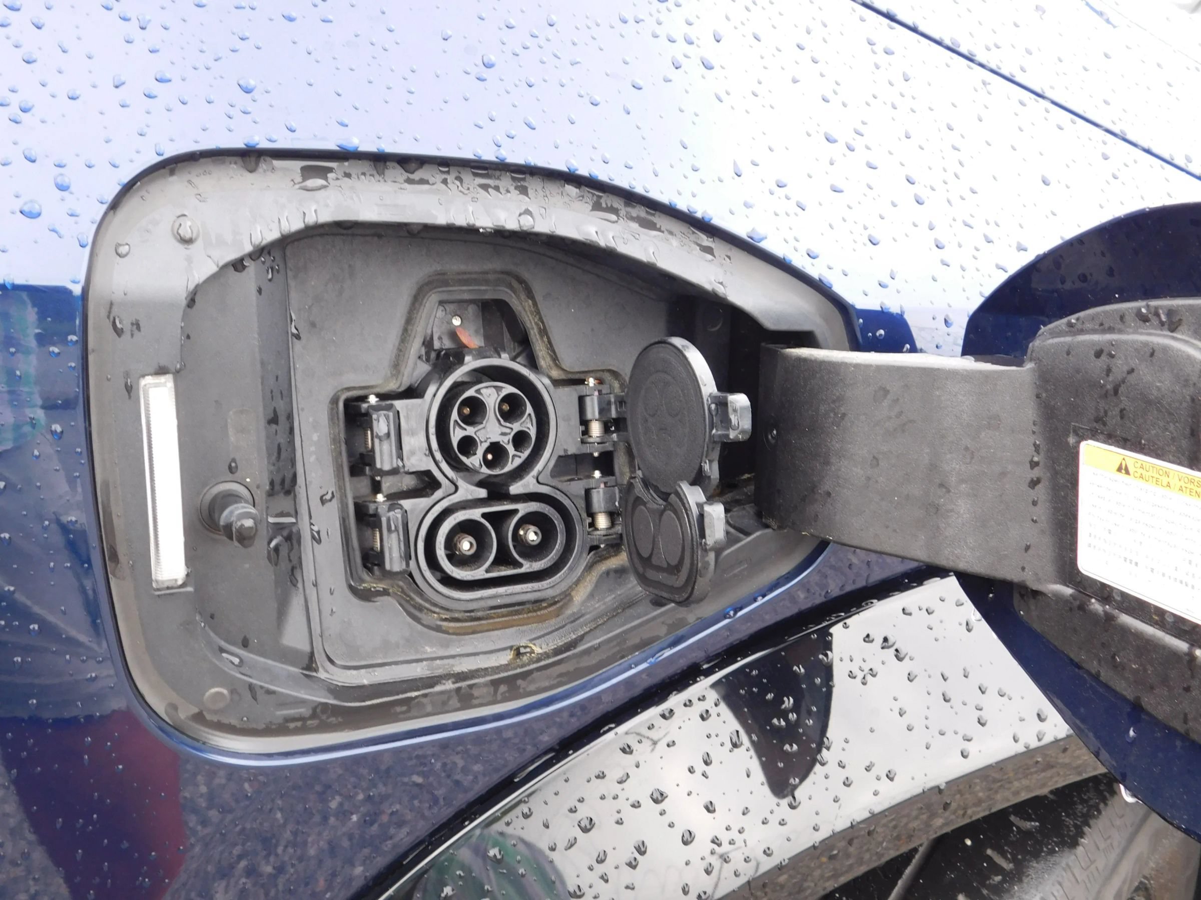 Used 2023 Nissan Ariya FWD image 11