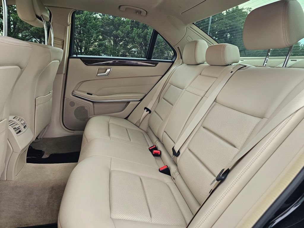 Used 2016 Mercedes-Benz E 350 Sedan image 19