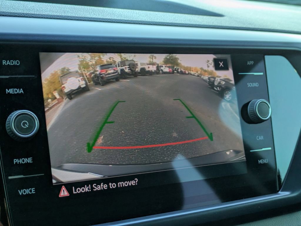 Used 2022 Volkswagen Taos SE image 22