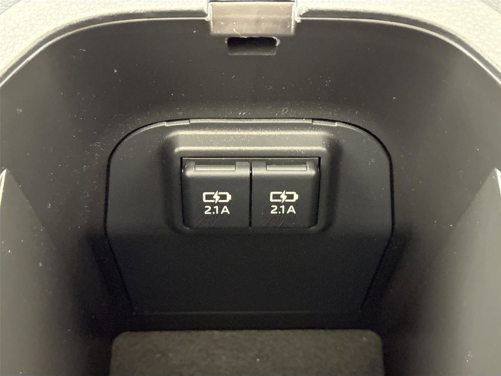 Certified 2020 Toyota RAV4 XLE Premium image 34