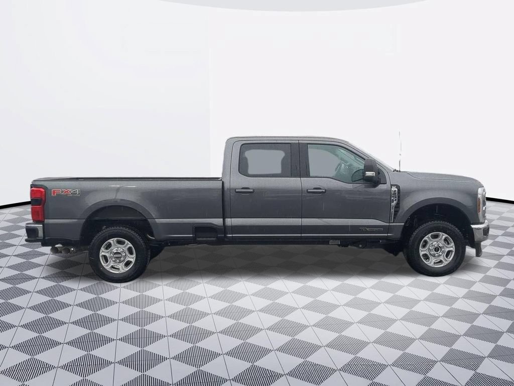 New 2026 Ford F250 XLT w/ XLT Premium Package AWD/4WD image 6