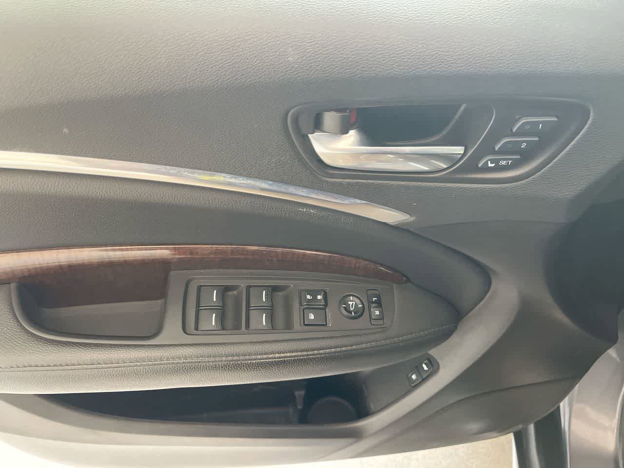 Used 2019 Acura MDX SH-AWD image 13