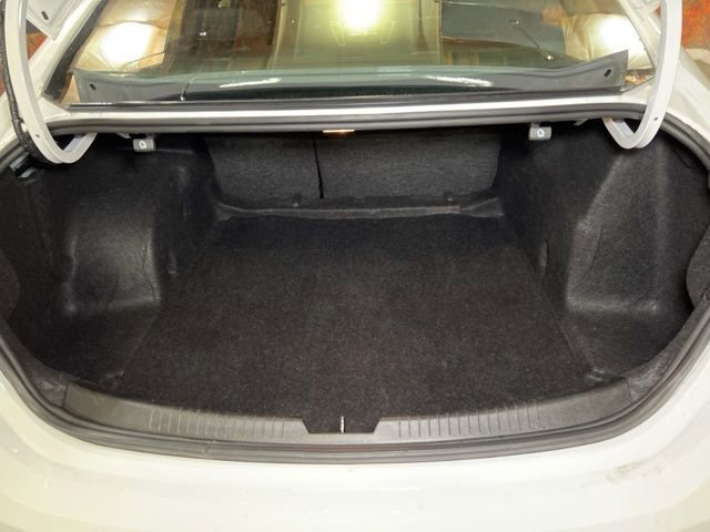 Used 2024 Chevrolet Malibu LT image 53