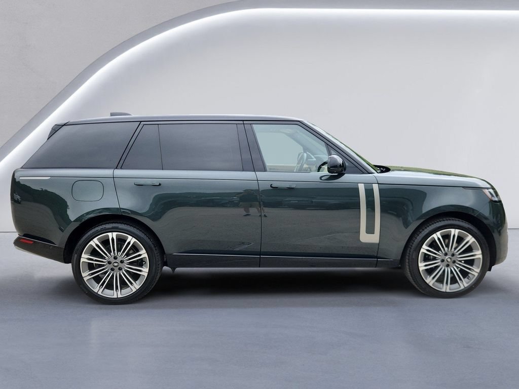 New 2025 Land Rover Range Rover Long Wheelbase SE AWD/4WD image 6