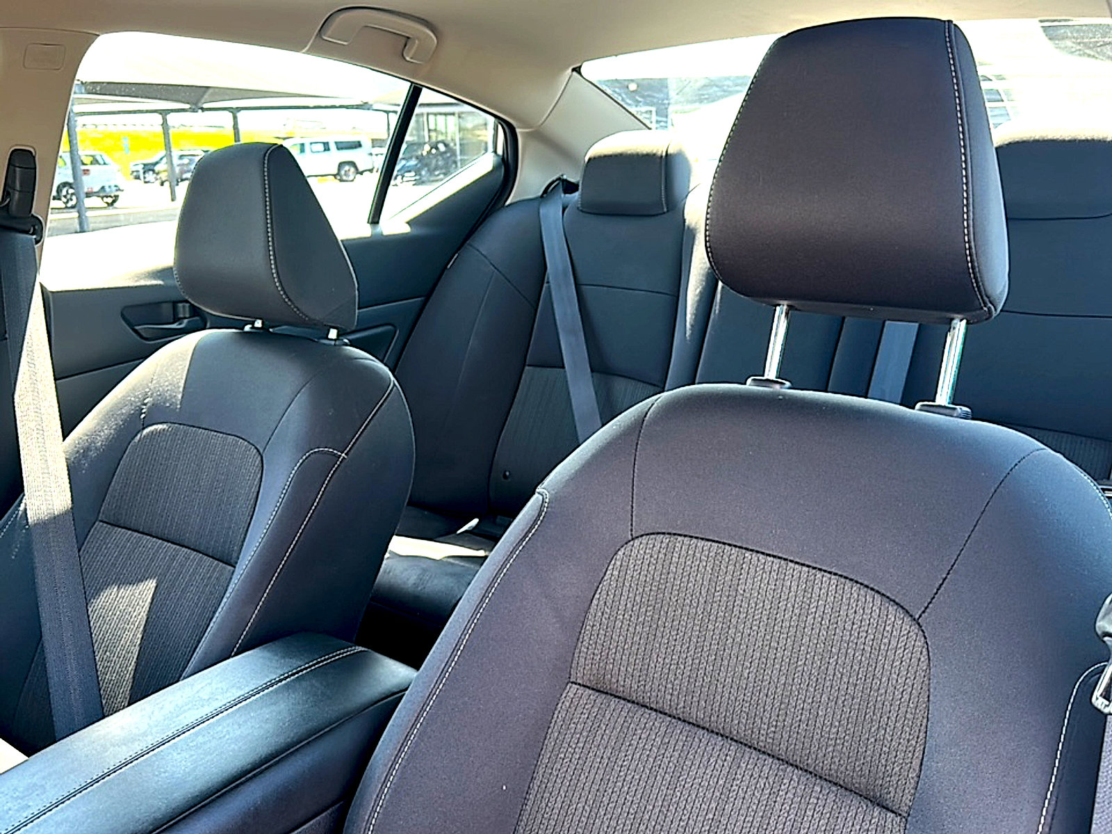 Used 2024 Nissan Altima 2.5 SV image 14