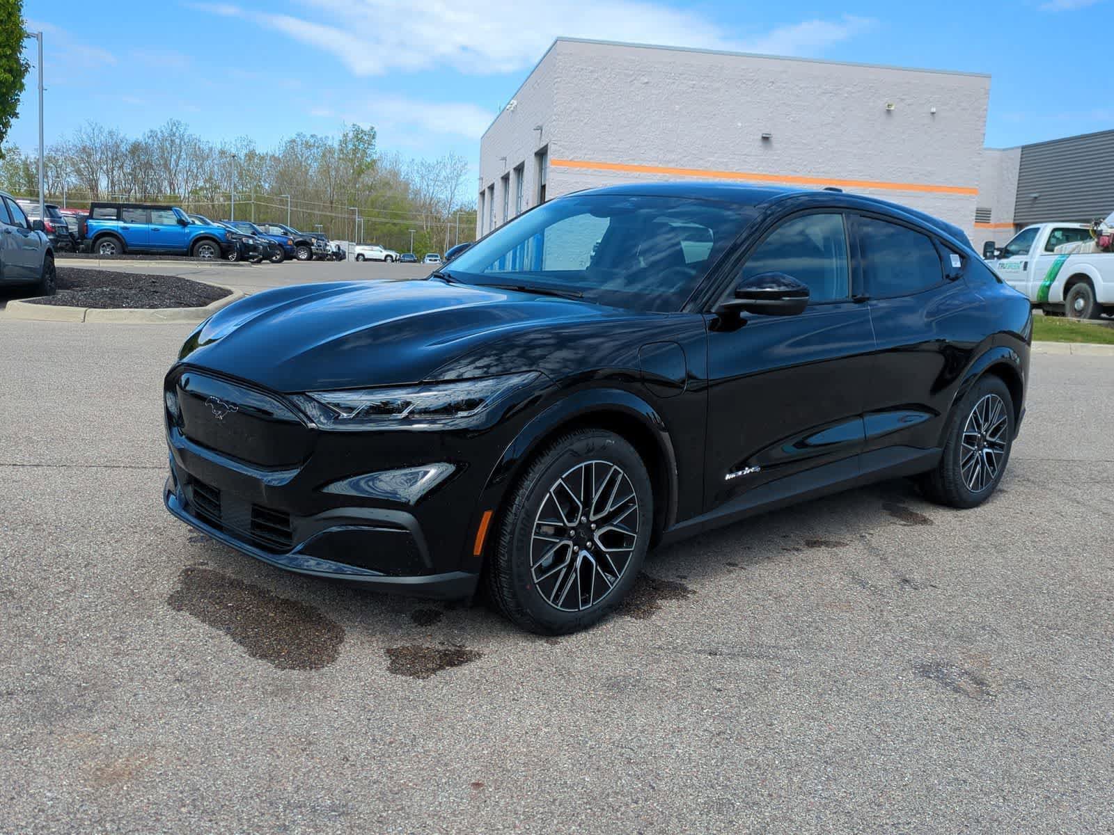 New 2026 Ford Mustang Mach-E Premium AWD/4WD image 4