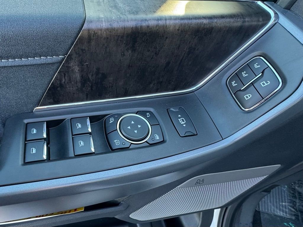 Used 2024 Ford F250 Lariat w/ Lariat Ultimate Package image 16