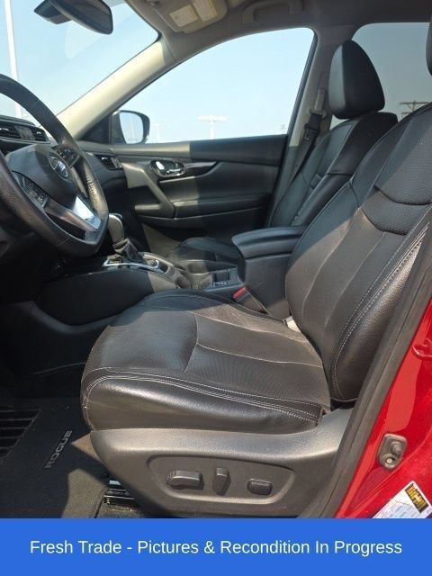 Used 2019 Nissan Rogue SL AWD/4WD image 11