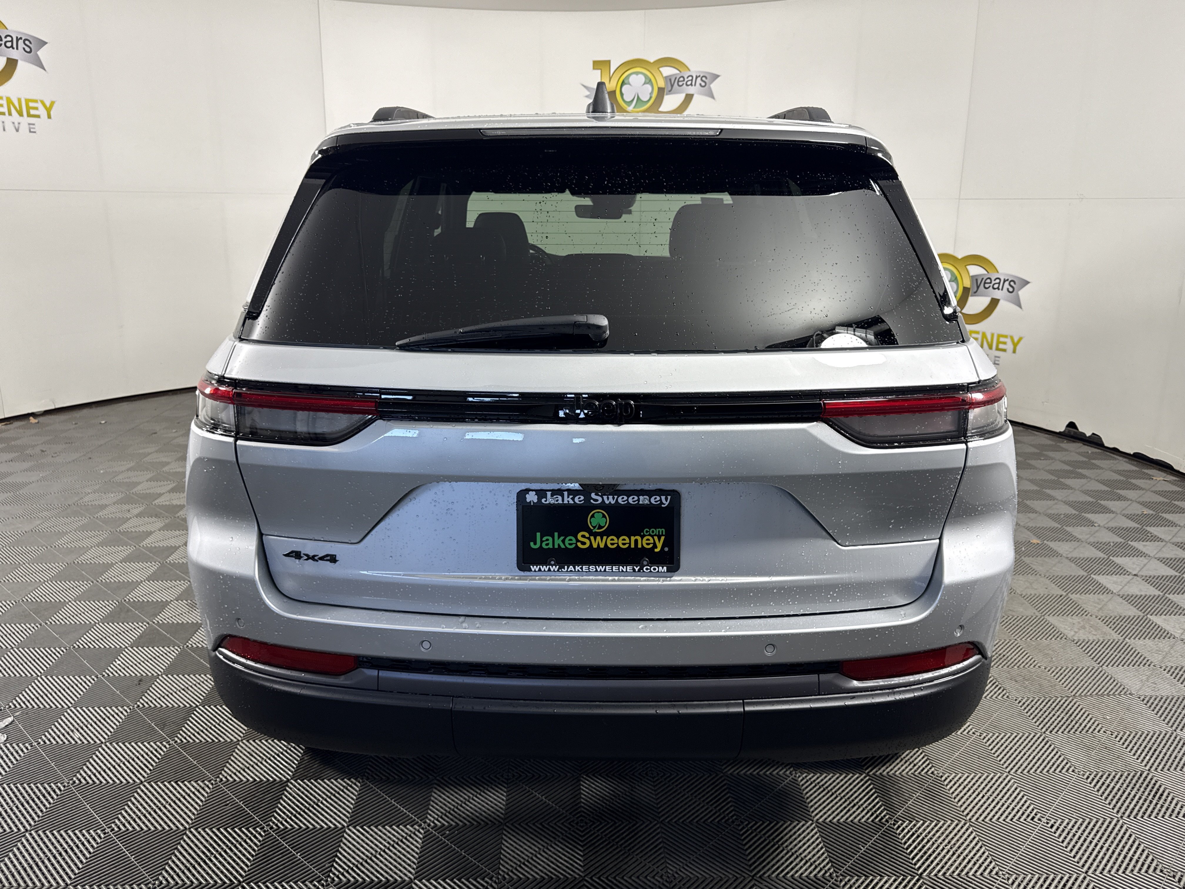 New 2026 Jeep Grand Cherokee Altitude AWD/4WD image 7