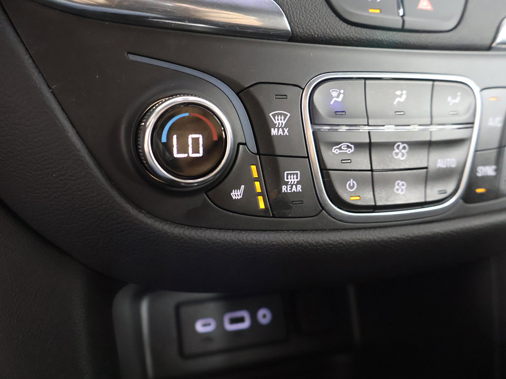Used 2024 Chevrolet Equinox LT AWD/4WD image 46