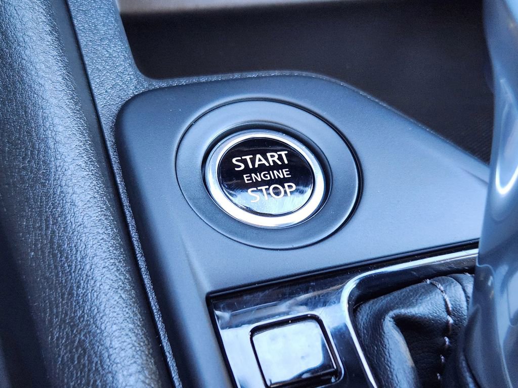 Used 2025 Nissan Sentra S image 23