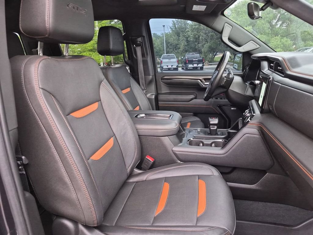 Used 2022 GMC Sierra 1500 AT4 w/ AT4 Premium Package AWD/4WD image 37