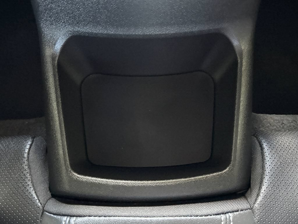 Used 2020 Chevrolet Camaro SS RWD image 23