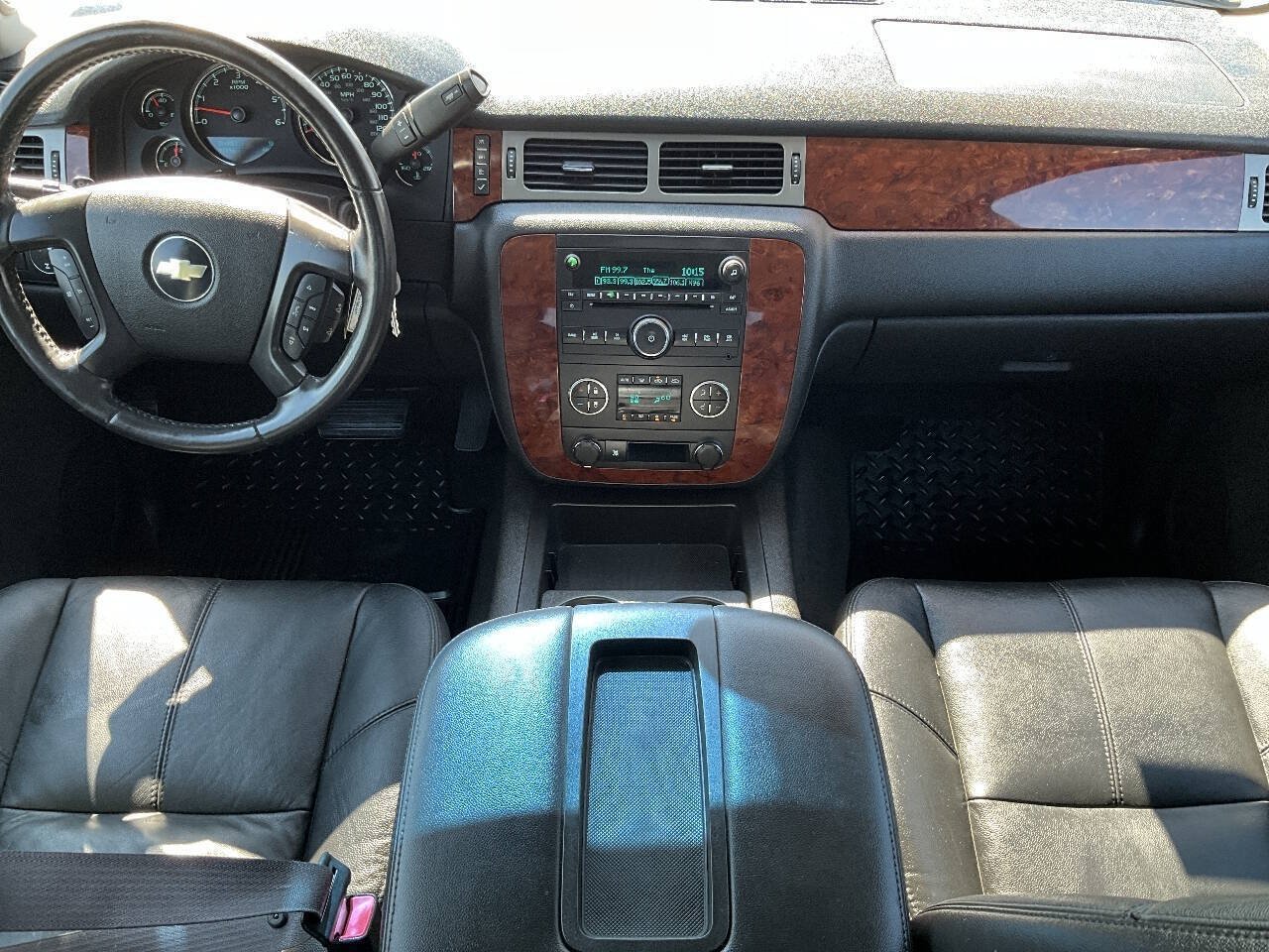 Used 2009 Chevrolet Silverado 2500 LTZ AWD/4WD image 13