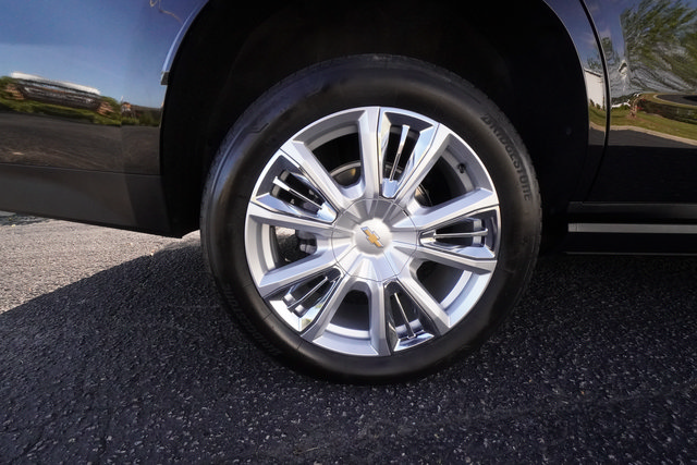 Used 2024 Chevrolet Tahoe High Country AWD/4WD image 41