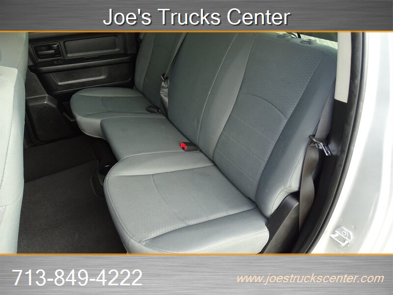 Used 2018 RAM 3500 Tradesman w/ Chrome Appearance Group AWD/4WD image 30