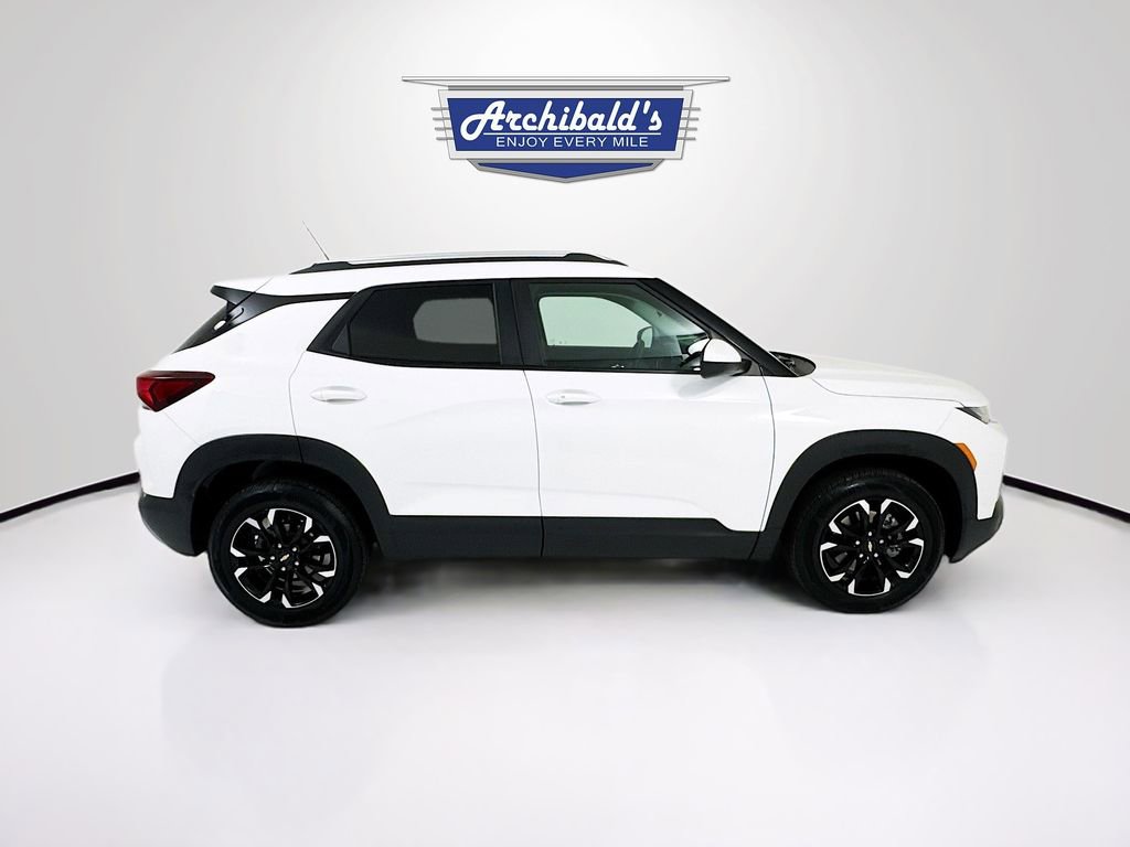 Used 2023 Chevrolet TrailBlazer LT AWD/4WD image 8