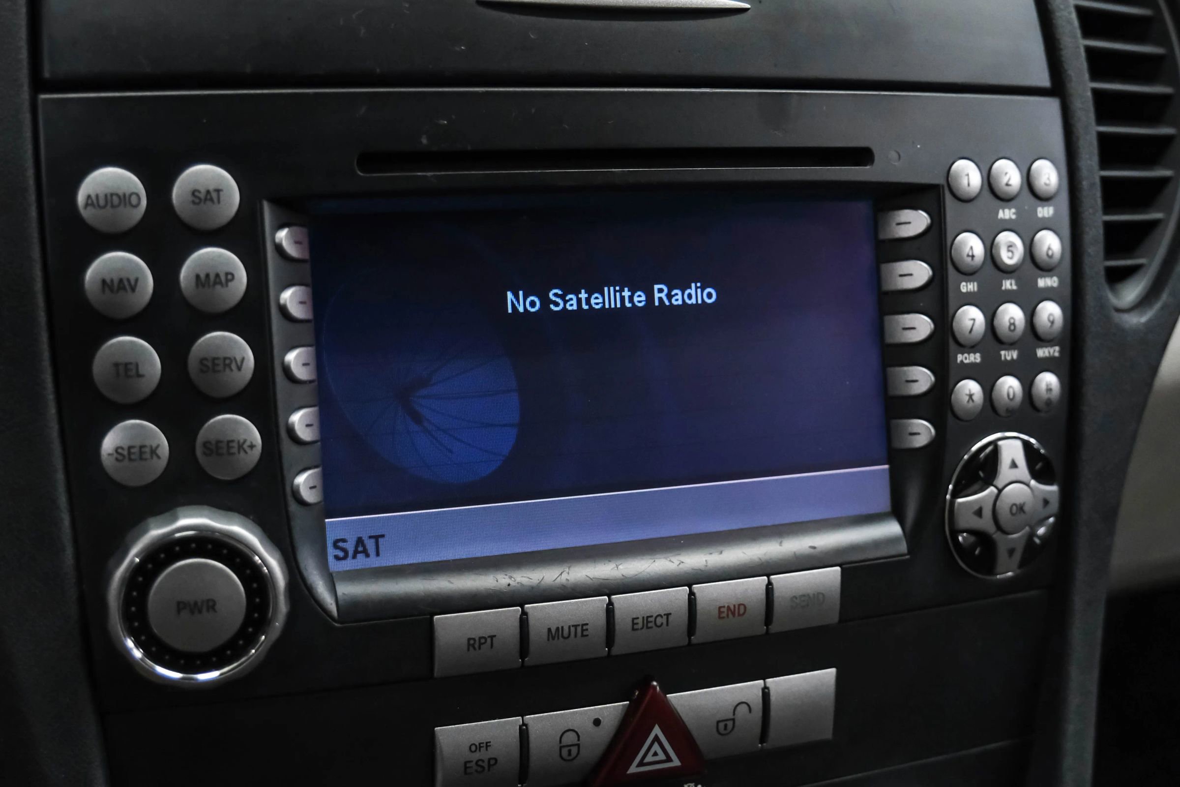 Used 2005 Mercedes-Benz SLK 350 image 28