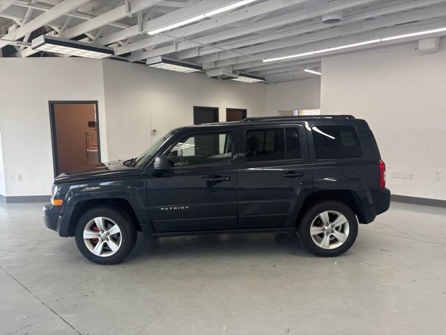 Used 2014 Jeep Patriot Sport w/ Power Value Group AWD/4WD image 5