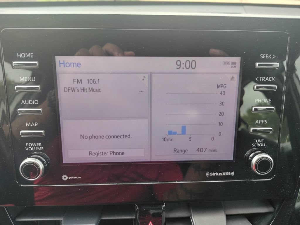 Used 2023 Toyota Camry SE FWD image 4