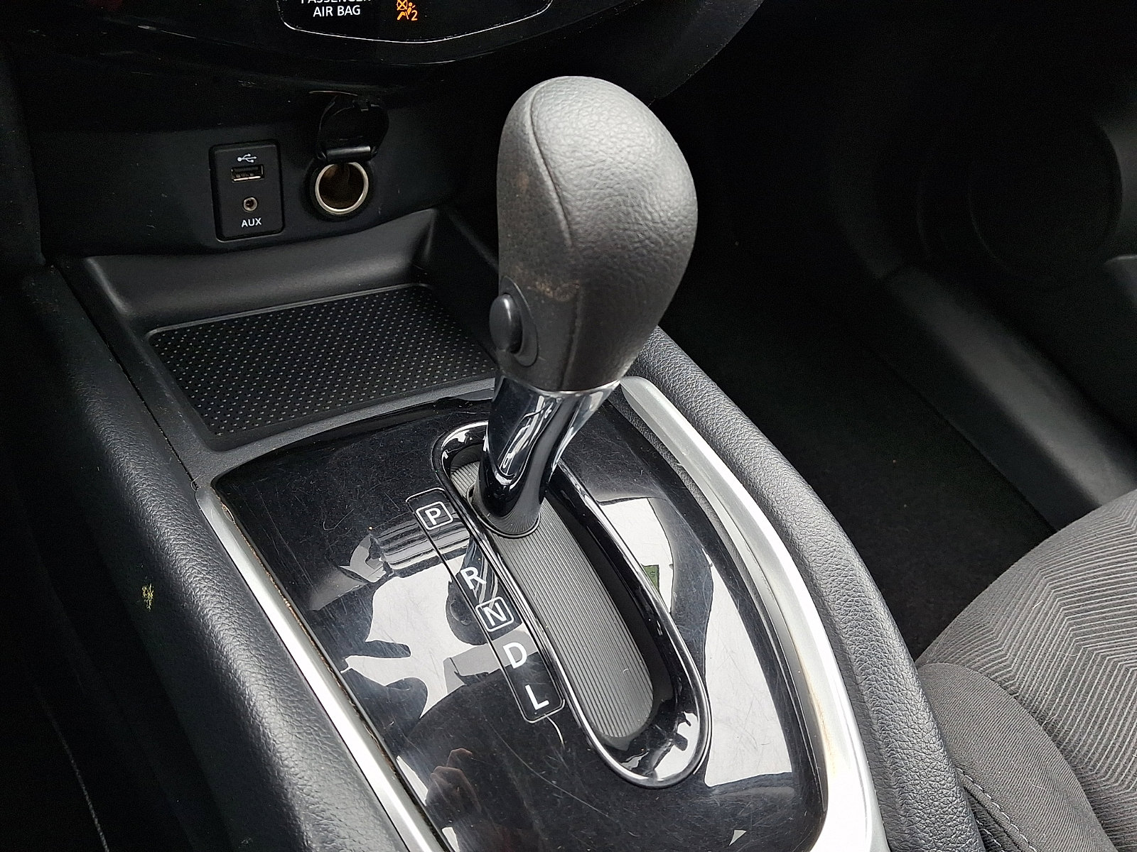 Used 2016 Nissan Rogue SV image 14