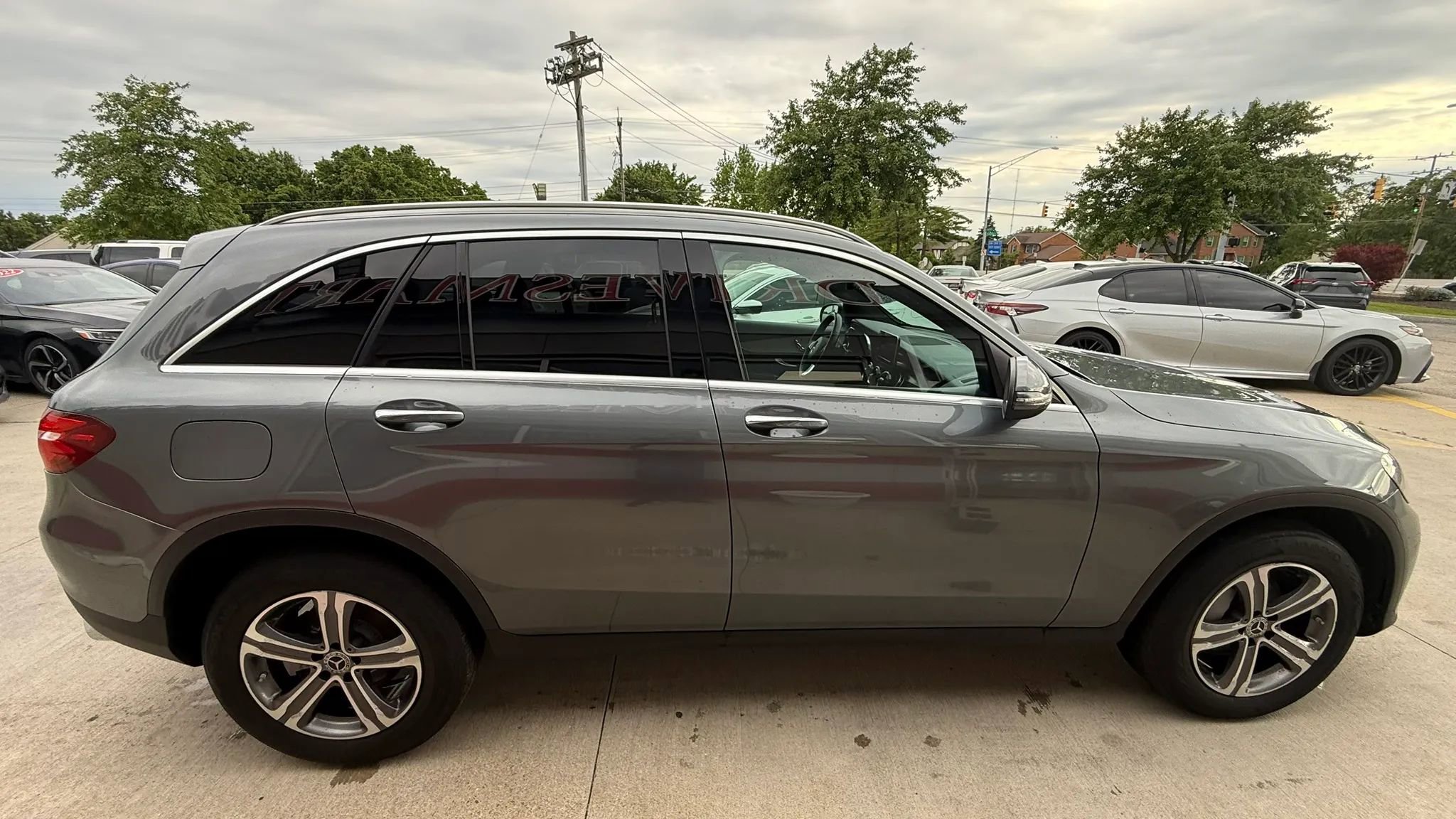 Used 2019 Mercedes-Benz GLC 300 4MATIC image 7