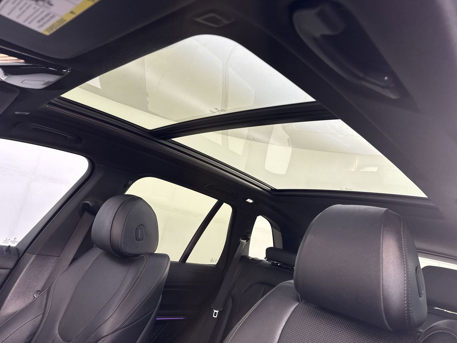 Used 2022 BMW X5 xDrive40i w/ Premium Package image 19