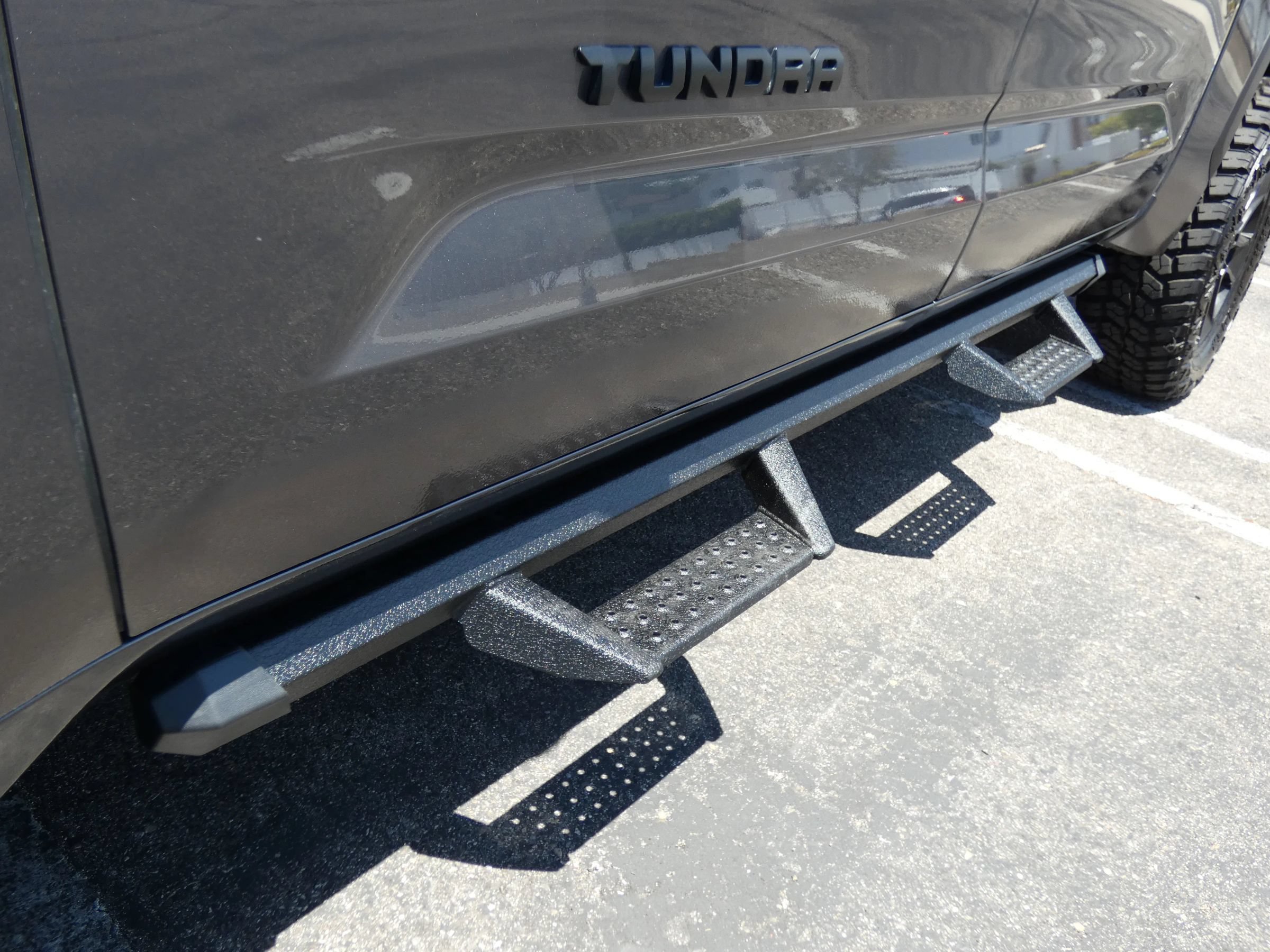 Used 2024 Toyota Tundra Limited w/ TRD Off-Road Package AWD/4WD image 14