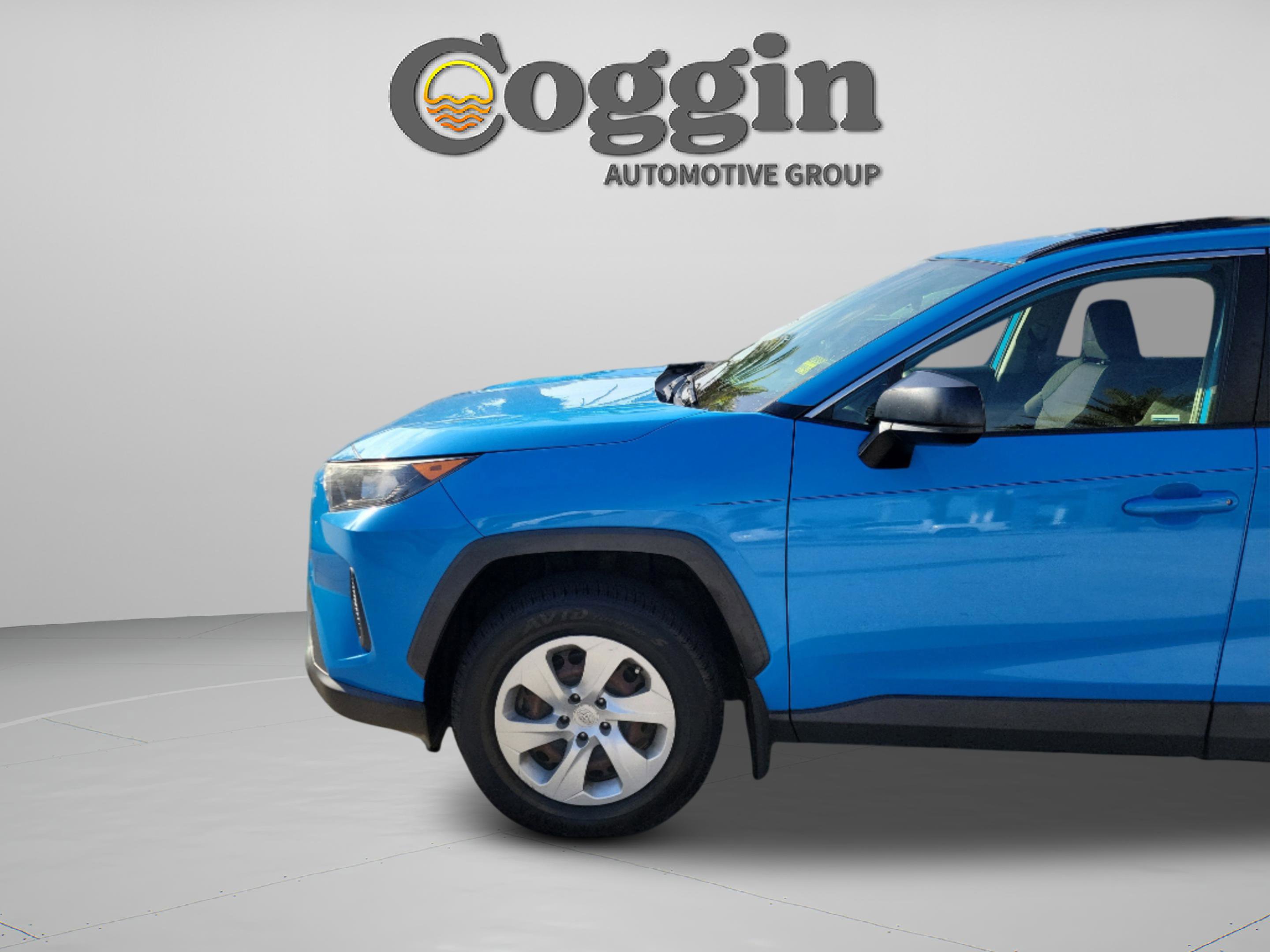 Used 2019 Toyota RAV4 LE w/ All Weather Liner Package AWD/4WD image 32