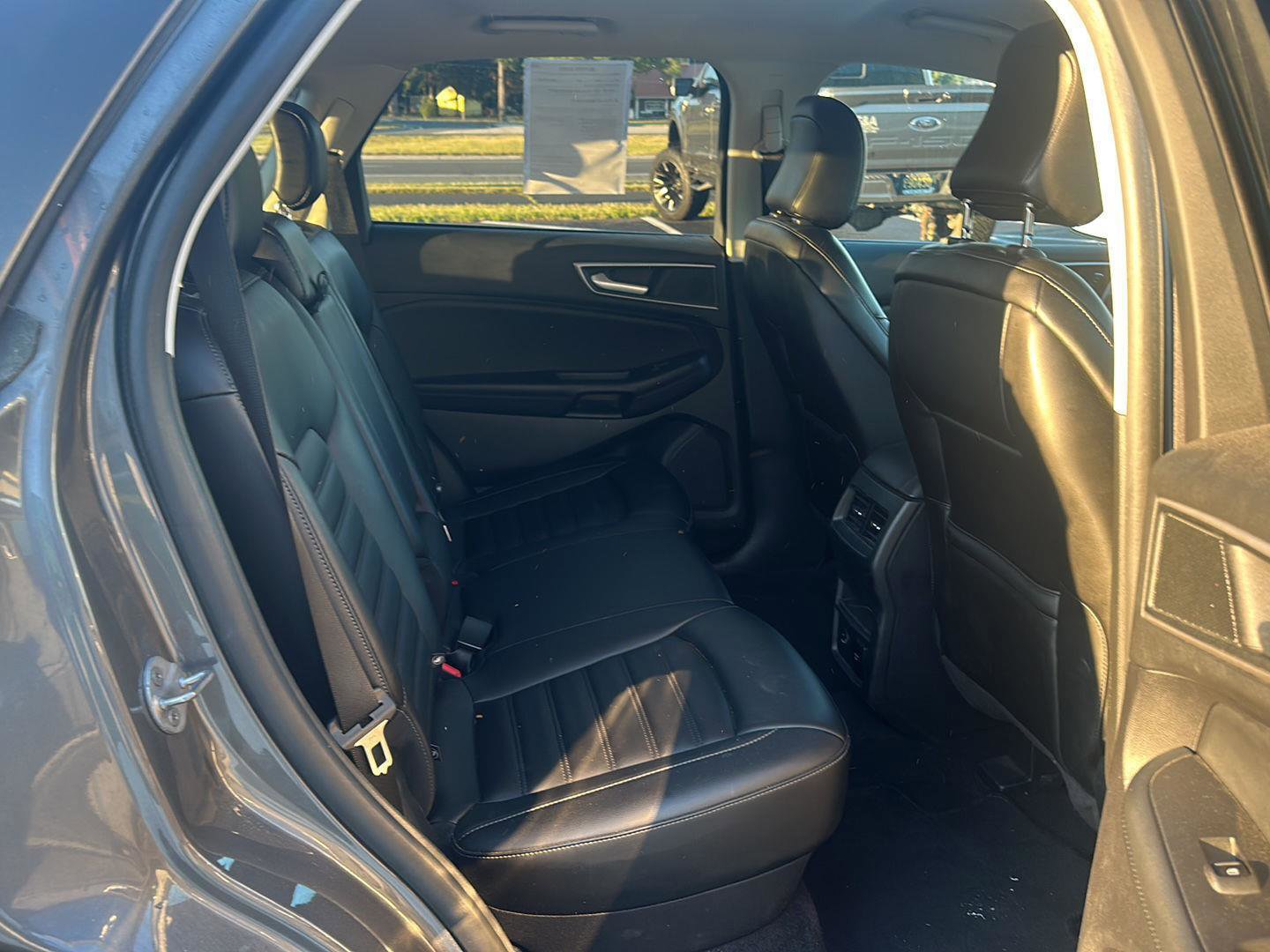 Used 2021 Ford Edge SEL w/ Convenience Package FWD image 11