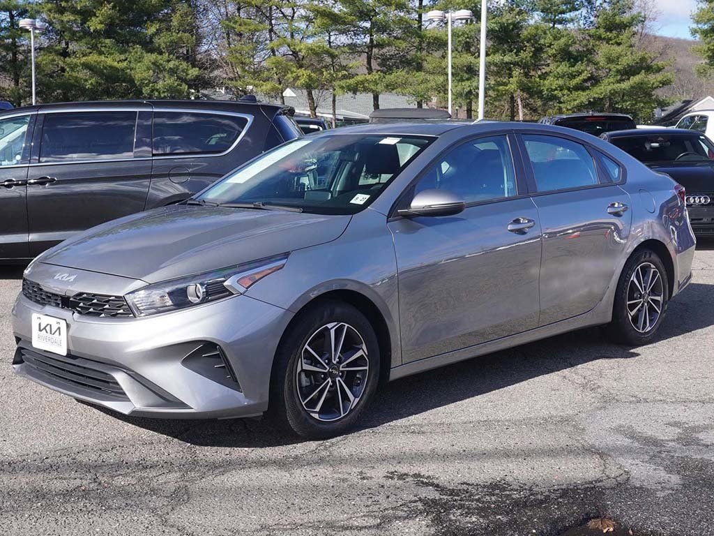 Used 2023 Kia Forte LXS w/ LXS Technology Package image 6