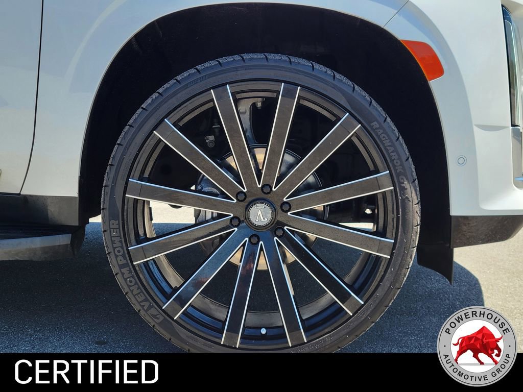 Used 2022 Cadillac Escalade Premium Luxury image 12