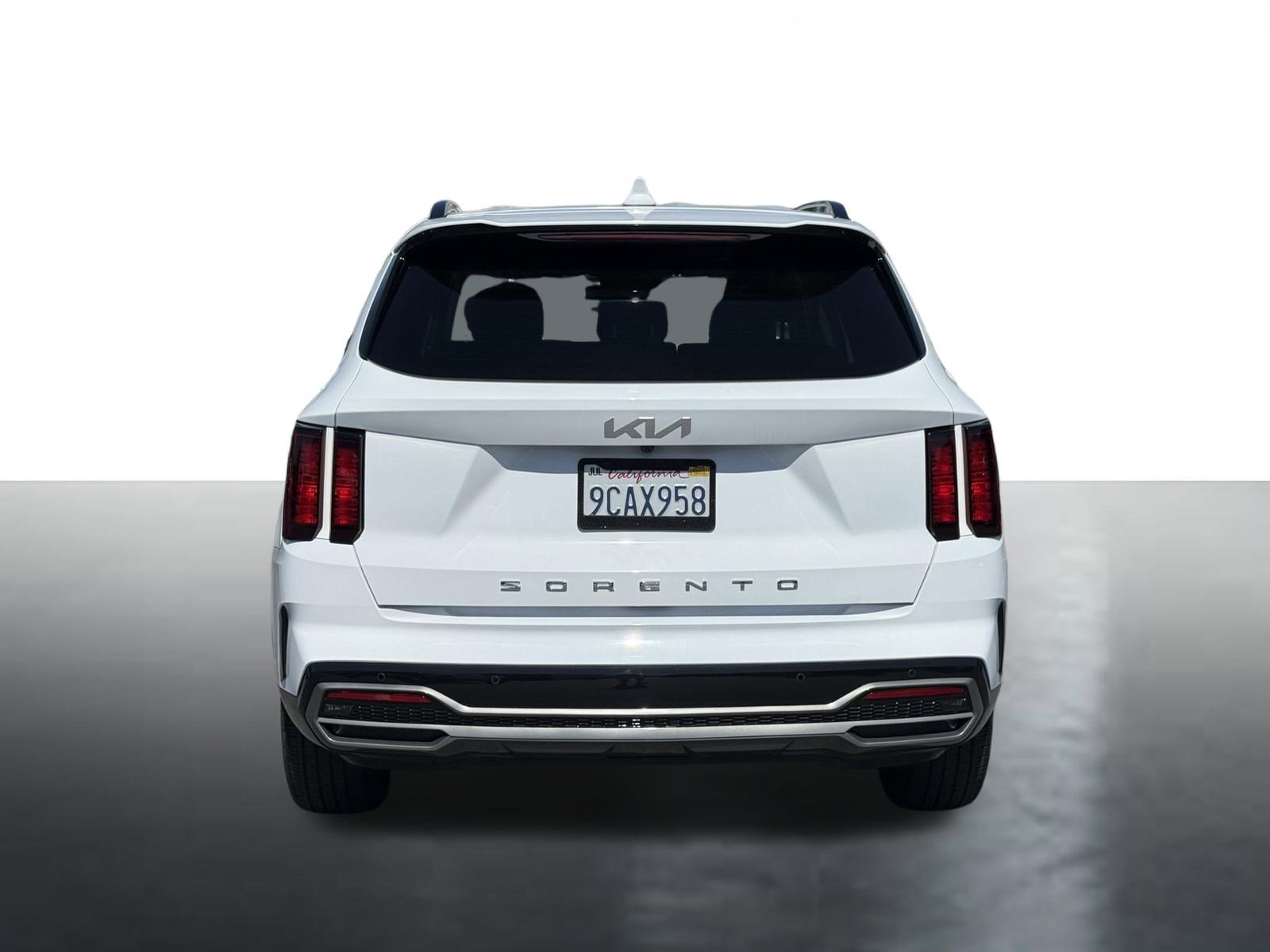 Certified 2022 Kia Sorento S image 6