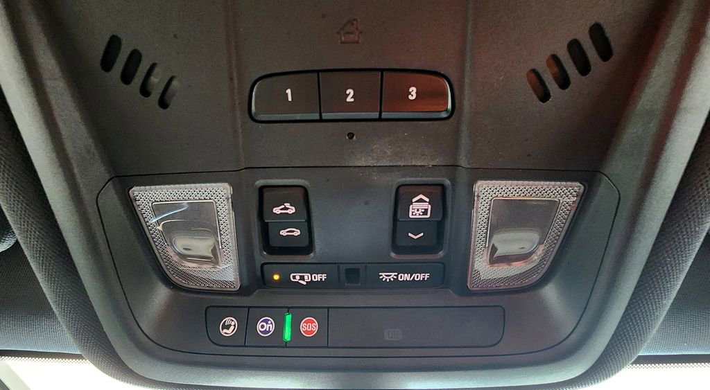 Used 2019 Chevrolet Blazer RS w/ Sun and Wheels Package AWD/4WD image 44