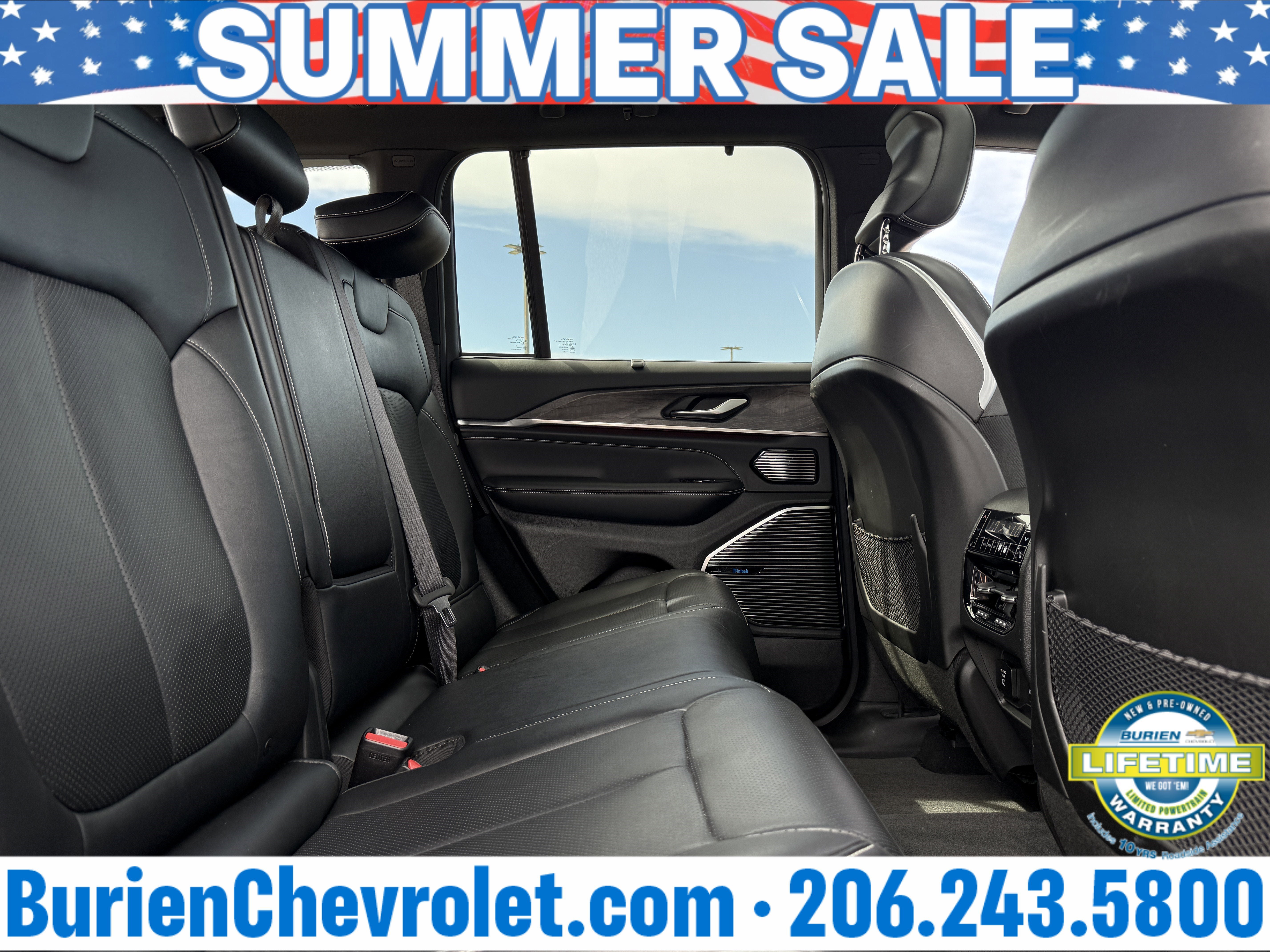 Used 2022 Jeep Grand Cherokee Overland w/ Adv Protech Group III AWD/4WD image 25