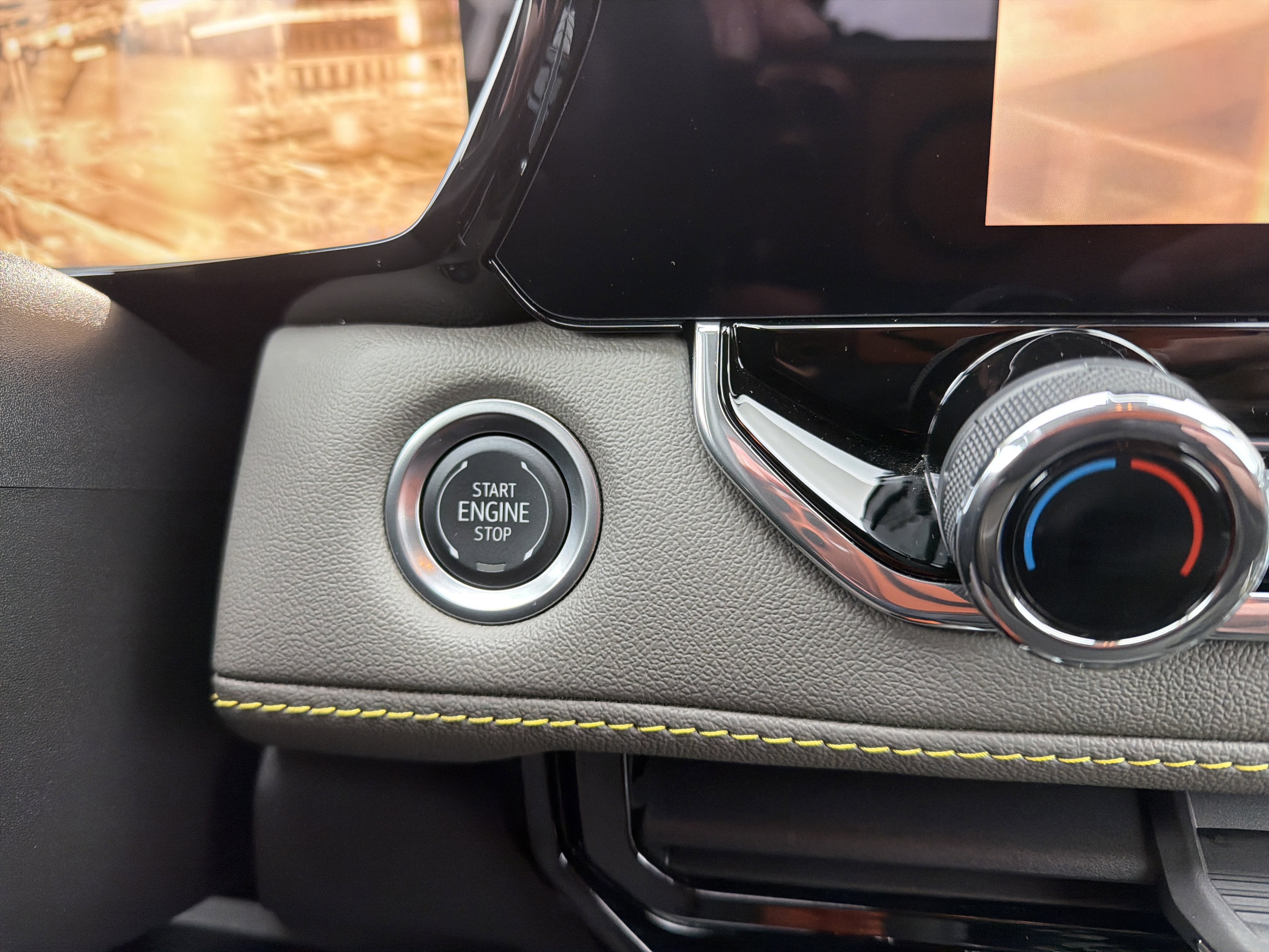 Used 2024 Chevrolet Colorado ZR2 image 18